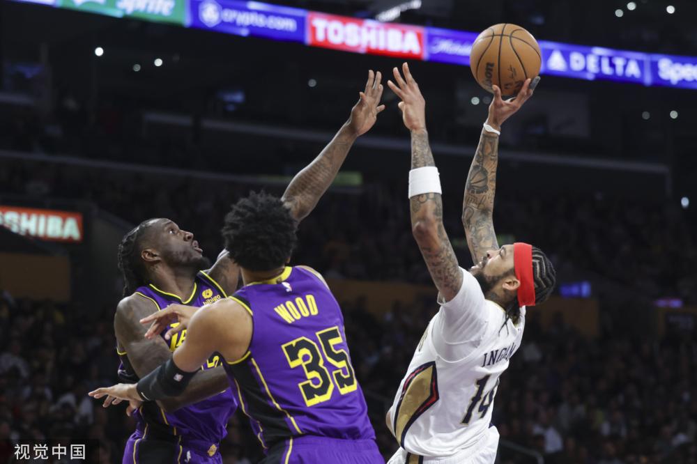 他已经展现 他已经展现